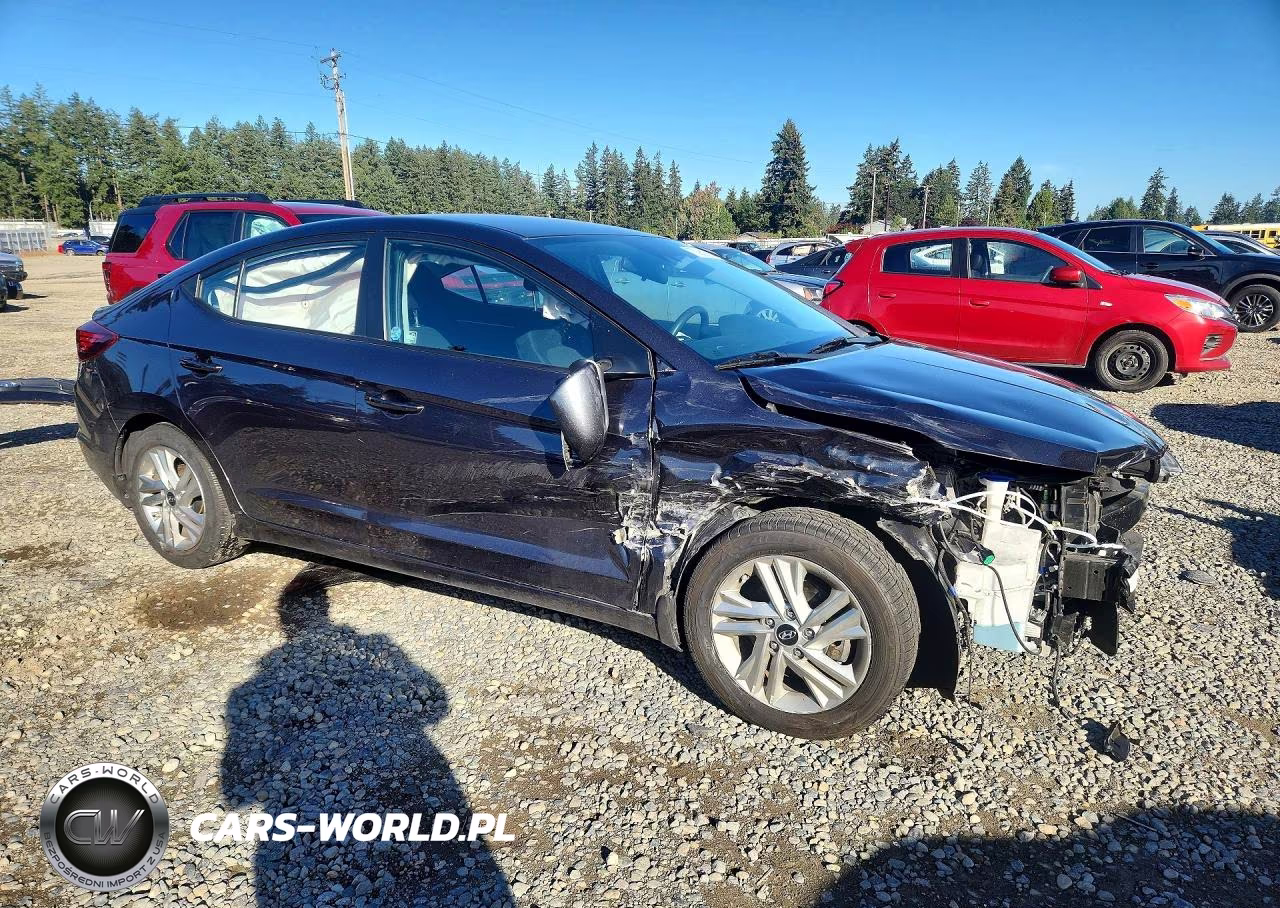 2020 Hyundai Elantra Sel VIN:5NPD84LF5LH590687 - 4