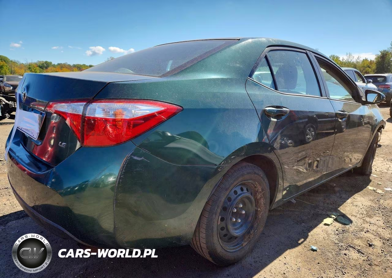 2014 Toyota Corolla Le VIN:2T1BURHE4EC045098 - 3