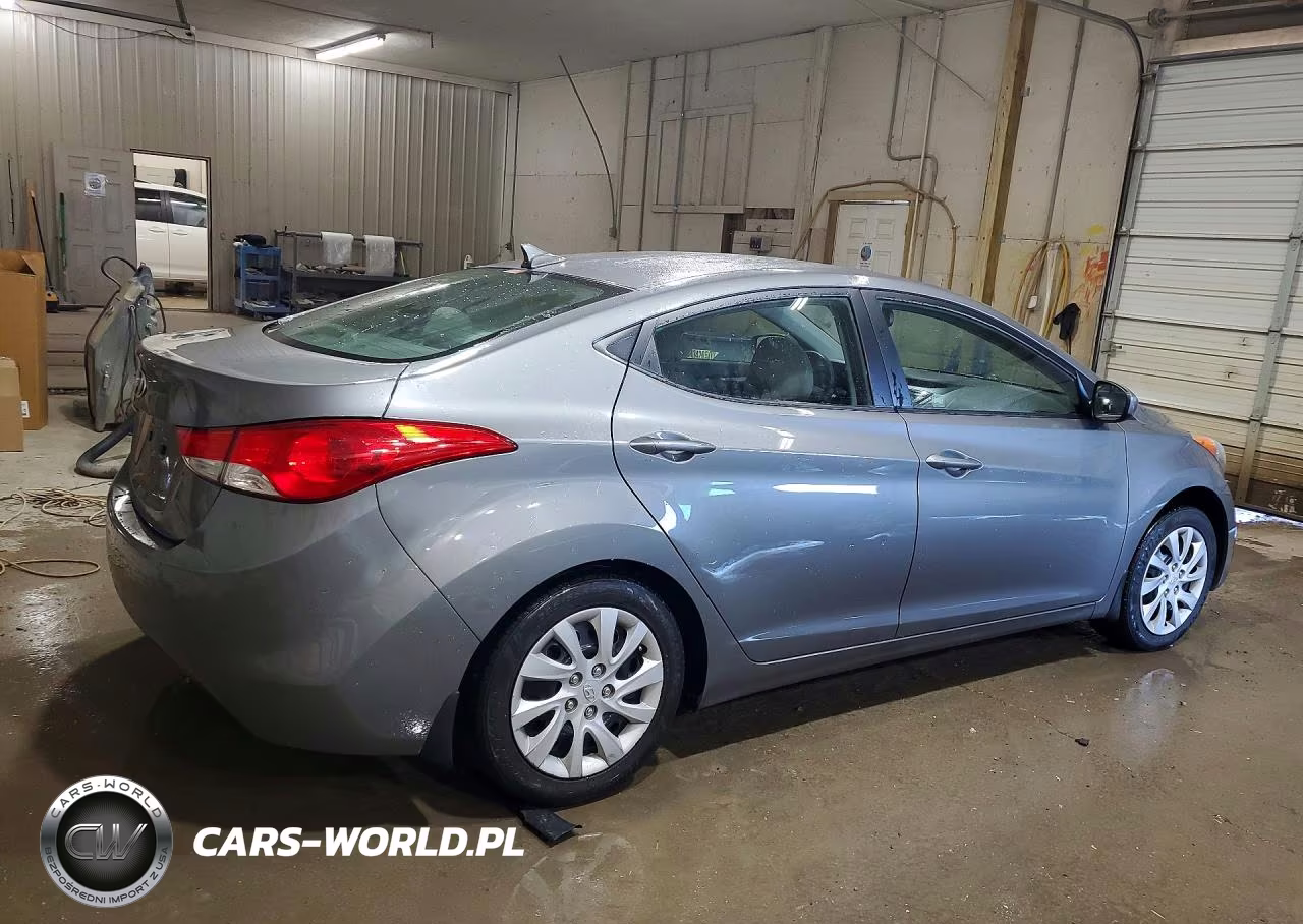 2013 Hyundai Elantra Gls VIN:5NPDH4AE0DH166569 - 3