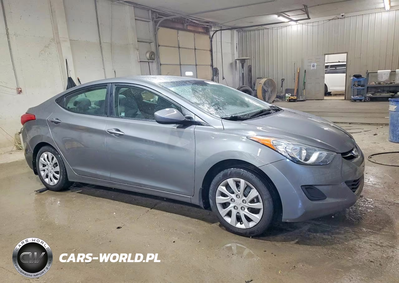 2013 Hyundai Elantra Gls VIN:5NPDH4AE0DH166569 - 4
