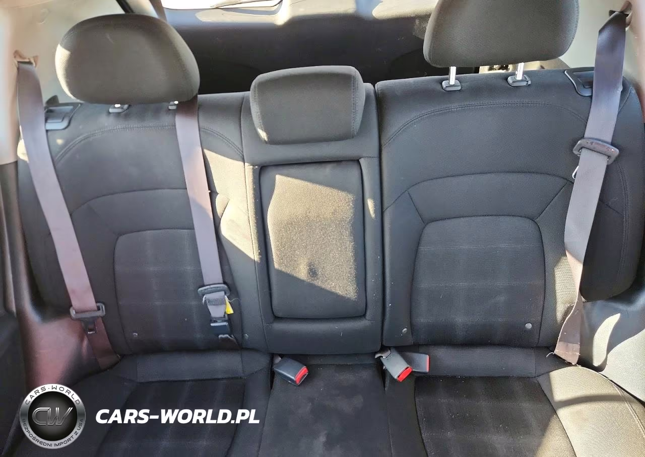 2011 Kia Sportage Lx VIN:KNDPBCA28B7081592 - 10