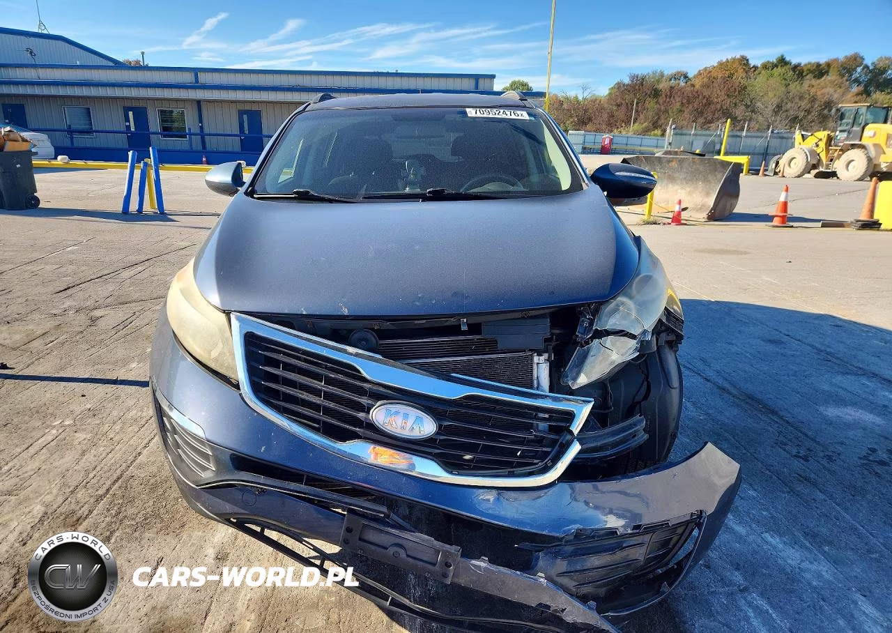 2011 Kia Sportage Lx VIN:KNDPBCA28B7081592 - 5