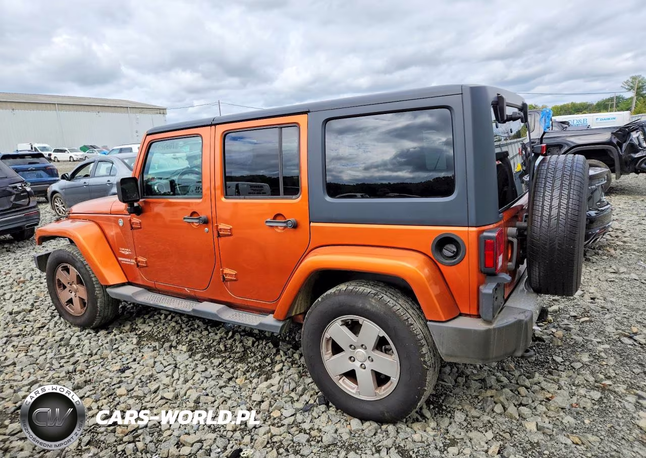 2011 Jeep Wrangler Unlimited Sahara VIN:1J4HA5H1XBL520017 - 2
