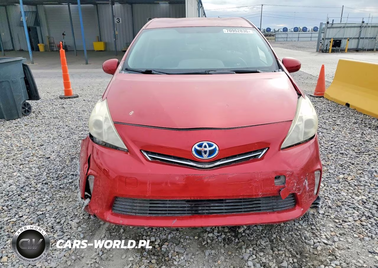 2012 Toyota Prius V Three VIN:JTDZN3EU9C3035693 - 5