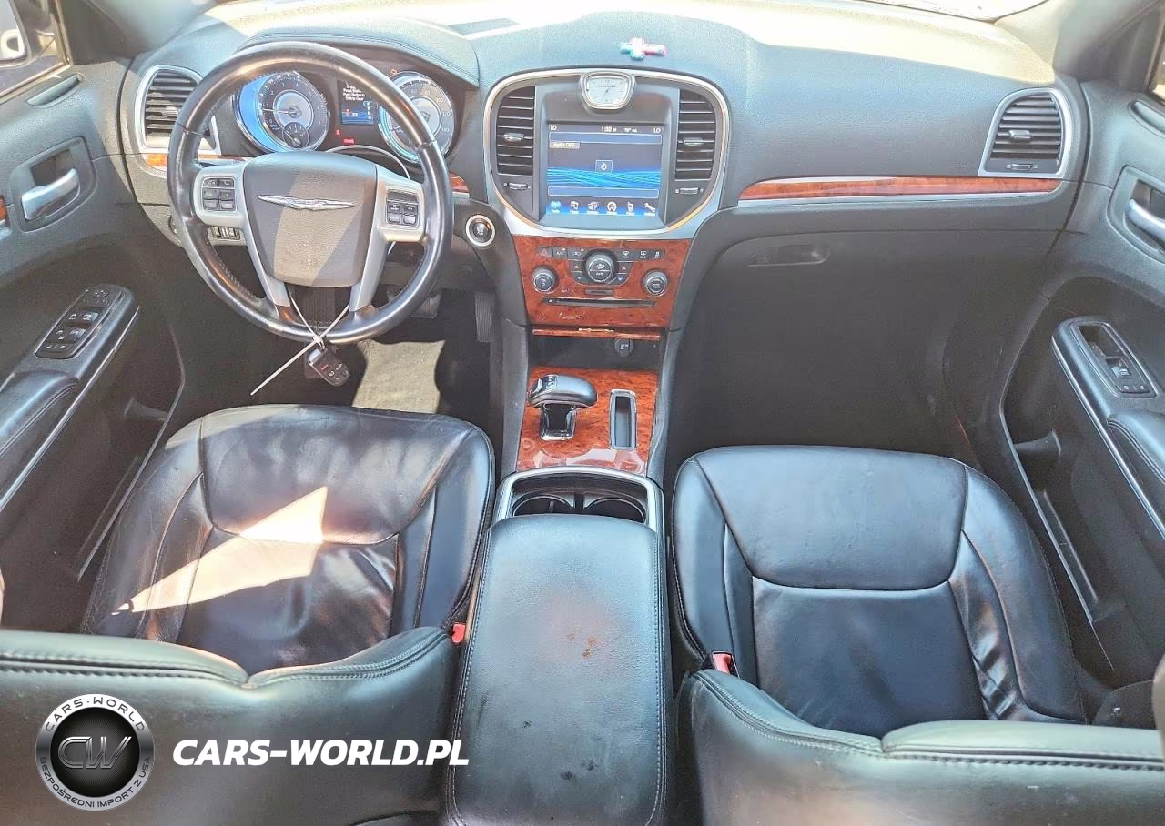 2014 Chrysler 300 VIN:2C3CCAAG5EH211675 - 8