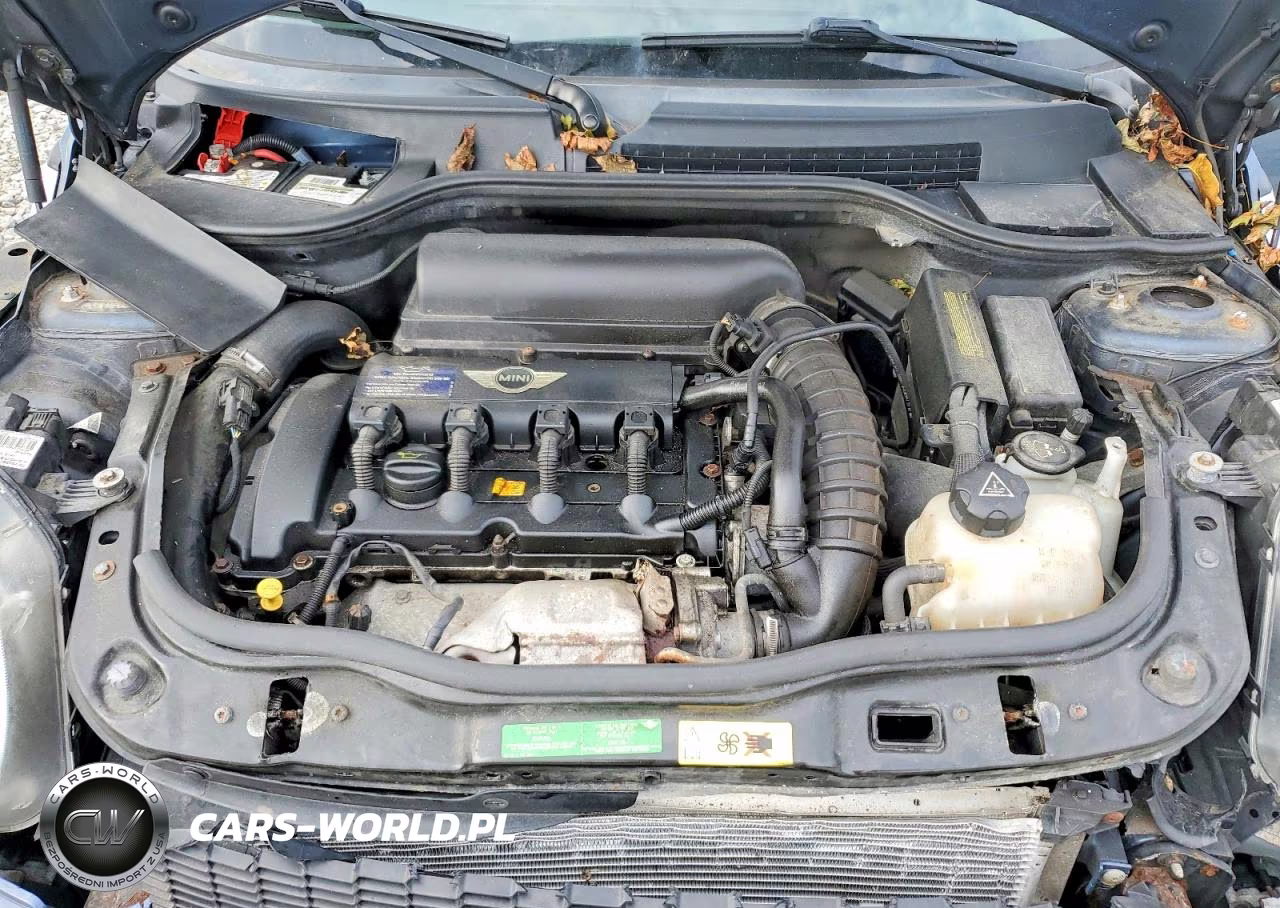 2010 Mini Cooper S VIN:WMWMF7C56ATX44358 - 11