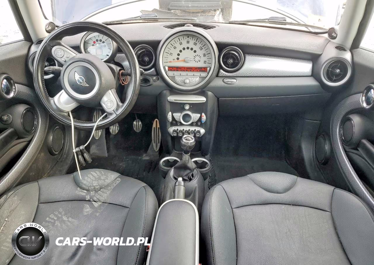 2010 Mini Cooper S VIN:WMWMF7C56ATX44358 - 8