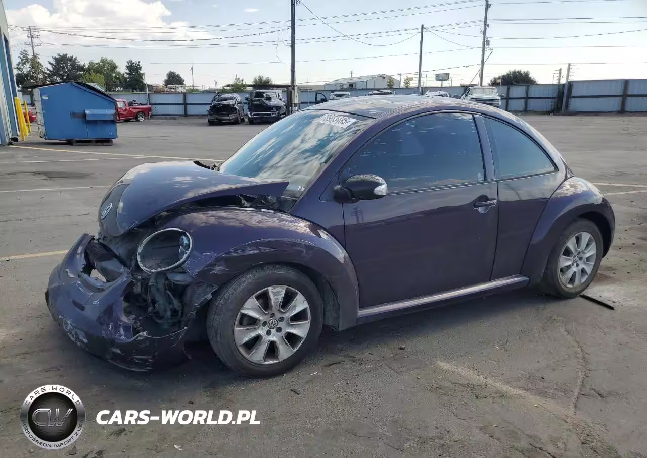 2009 Volkswagen New Beetle S