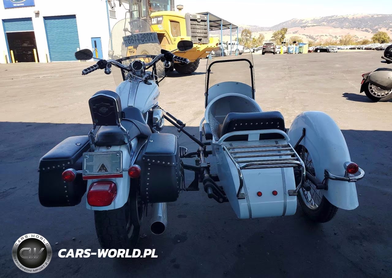 2006 Harley-Davidson Xl1200 C VIN:1HD1CGP356K408946 - 4