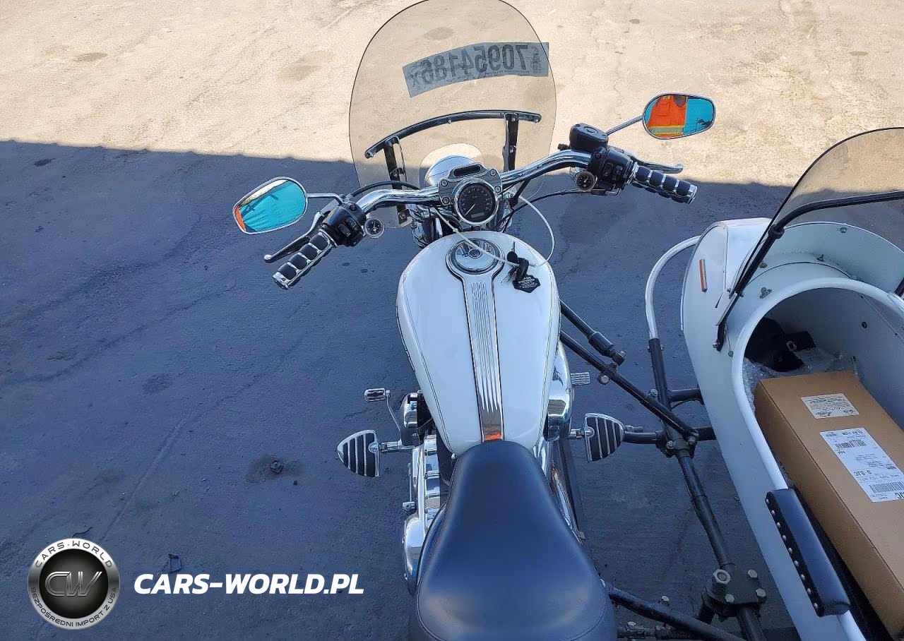2006 Harley-Davidson Xl1200 C VIN:1HD1CGP356K408946 - 6