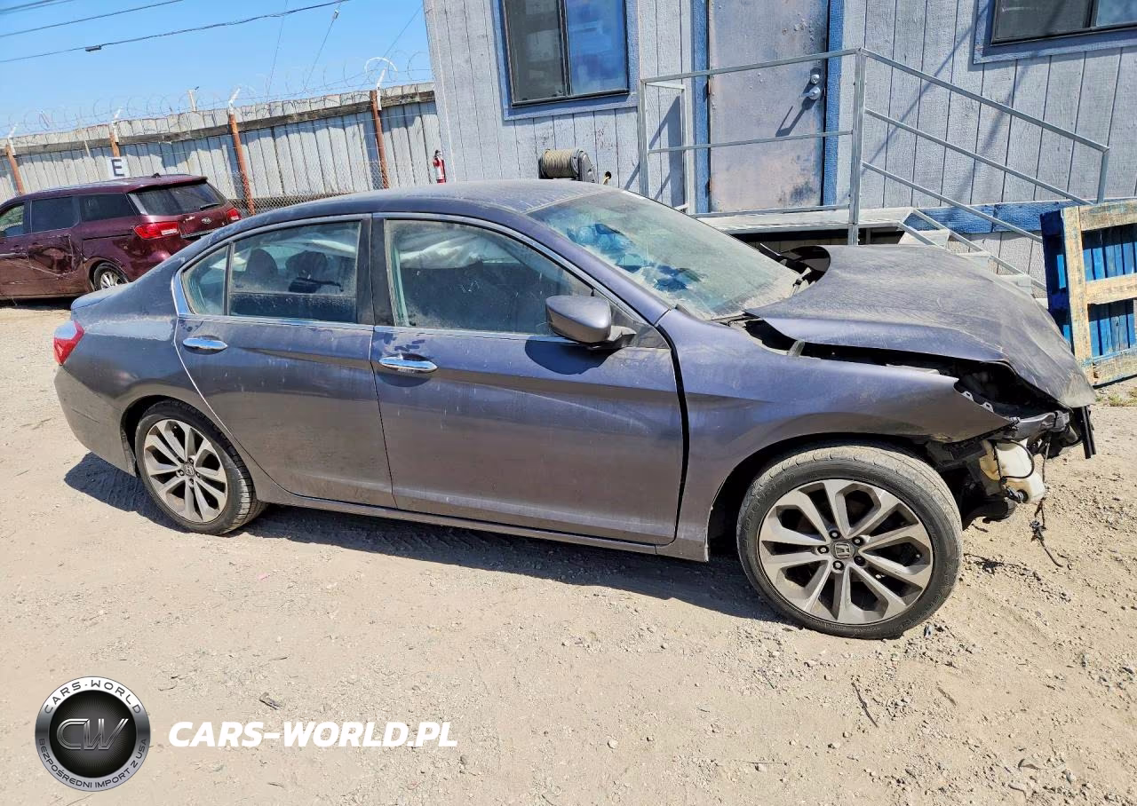 2015 Honda Accord Sport VIN:1HGCR2F54FA110054 - 4
