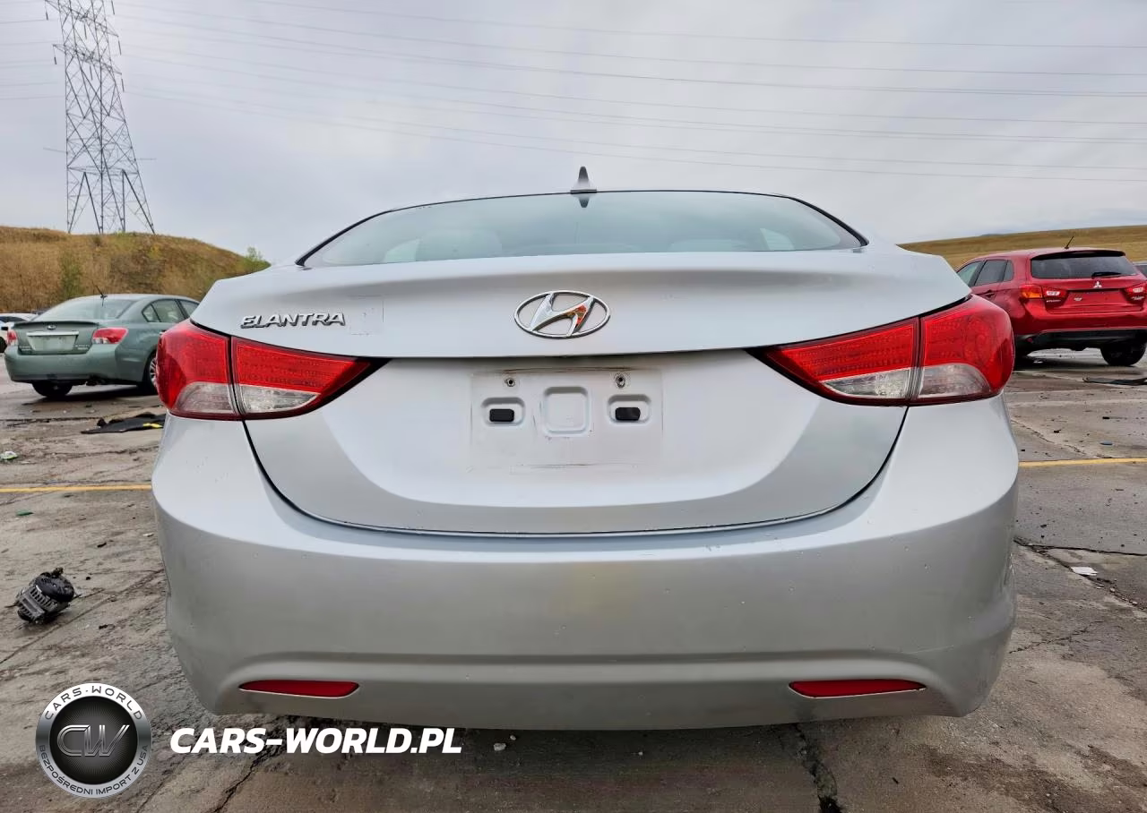 2013 Hyundai Elantra Gls VIN:5NPDH4AE8DH333339 - 6