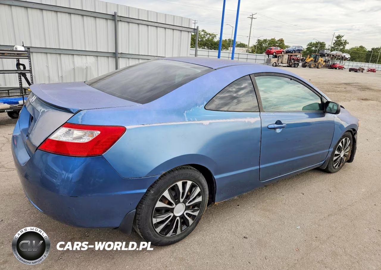 2007 Honda Civic Lx VIN:2HGFG12607H555731 - 3