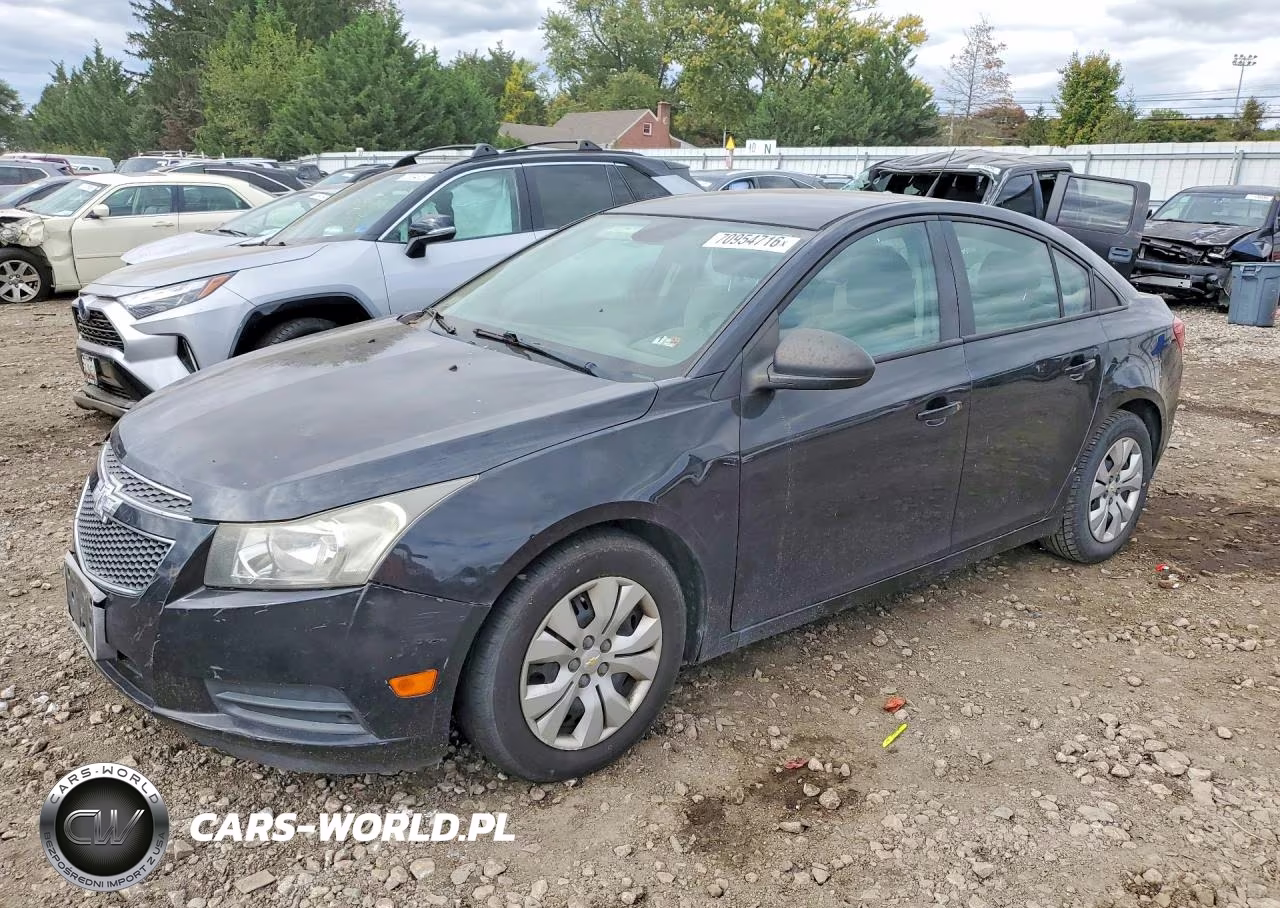 2013 Chevrolet Cruze Ls VIN:1G1PB5SG6D7199450 - 1