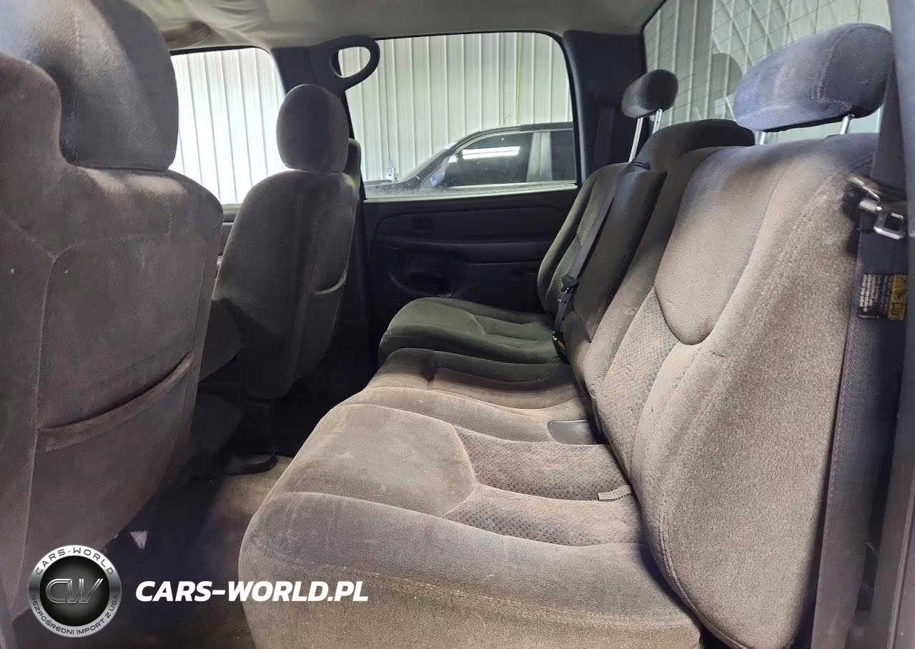 2004 Chevrolet Silverado C2500 VIN:1GCGC23U84F215354 - 10