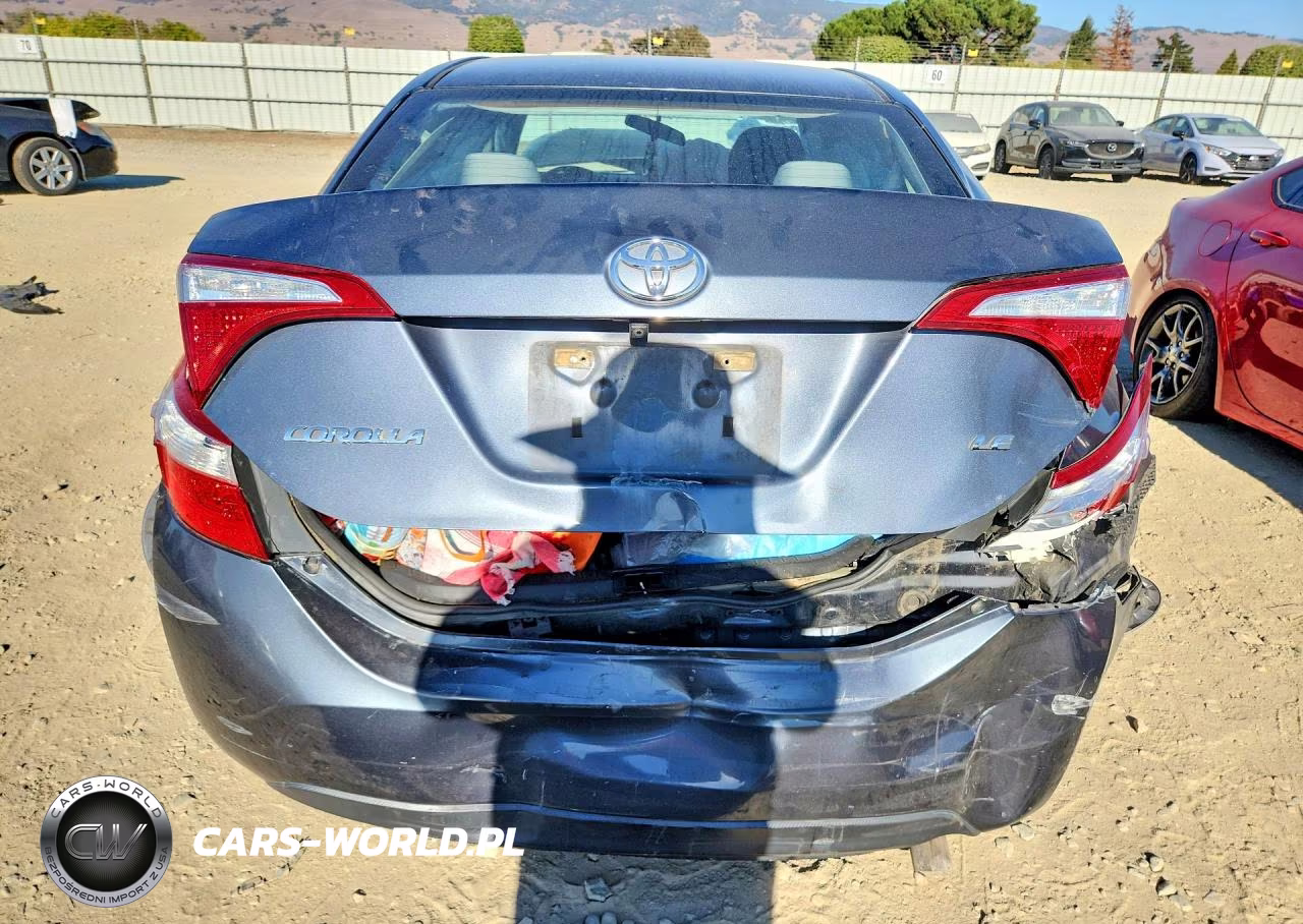 2015 Toyota Corolla Le VIN:5YFBURHE0FP302484 - 6