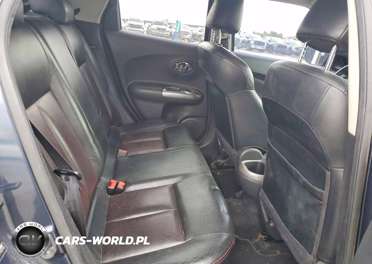 2011 Nissan Juke S VIN:JN8AF5MV2BT018236 - 10