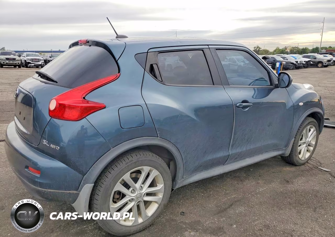 2011 Nissan Juke S VIN:JN8AF5MV2BT018236 - 3