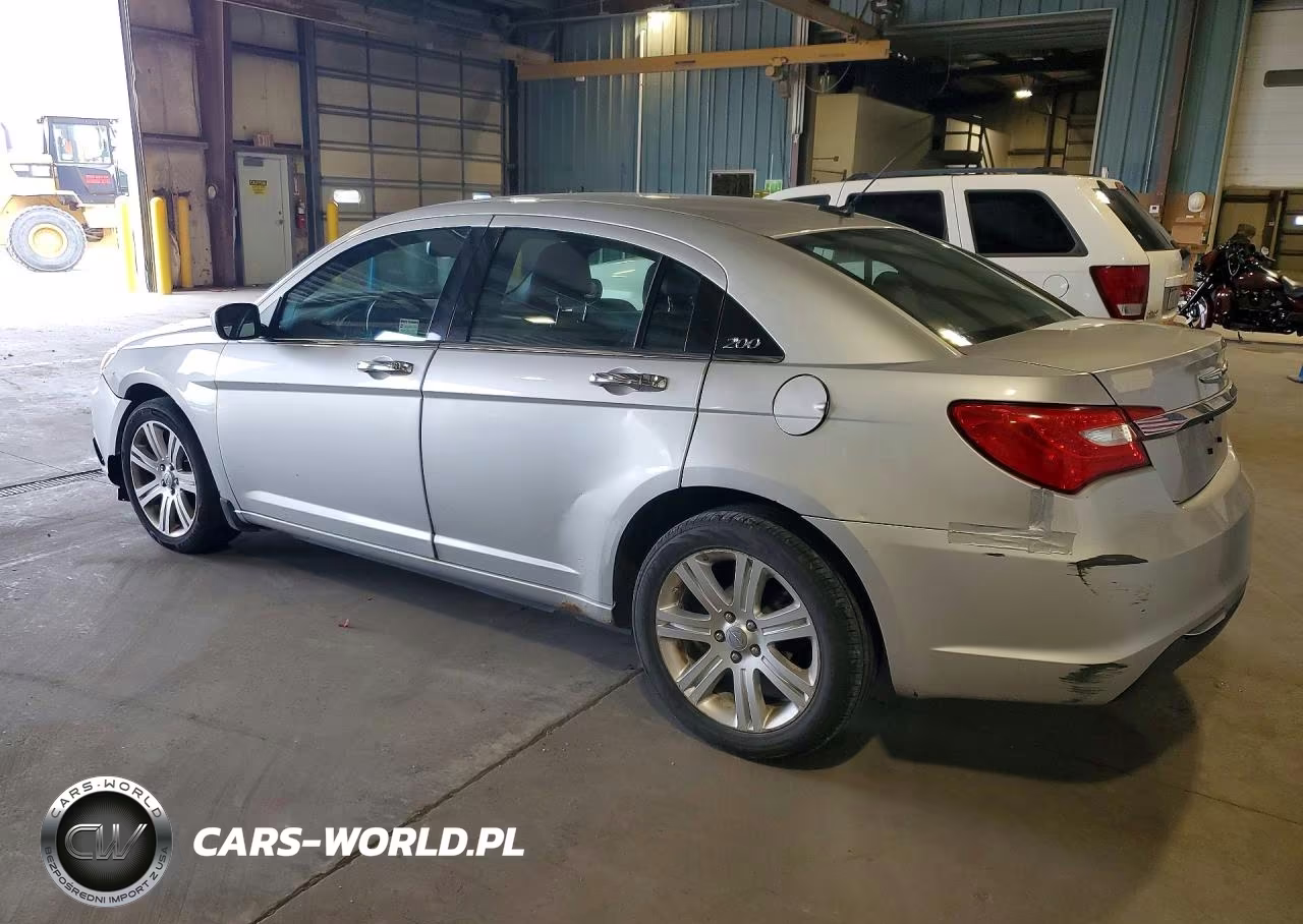 2012 Chrysler 200 Touring VIN:1C3CCBBB8CN298940 - 2