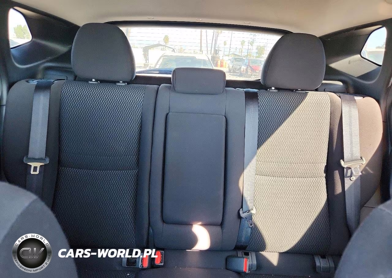 2018 Nissan Rogue Sport S VIN:JN1BJ1CP0JW159901 - 10
