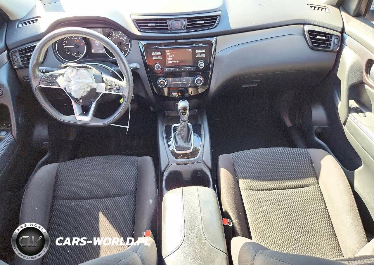 2018 Nissan Rogue Sport S VIN:JN1BJ1CP0JW159901 - 8