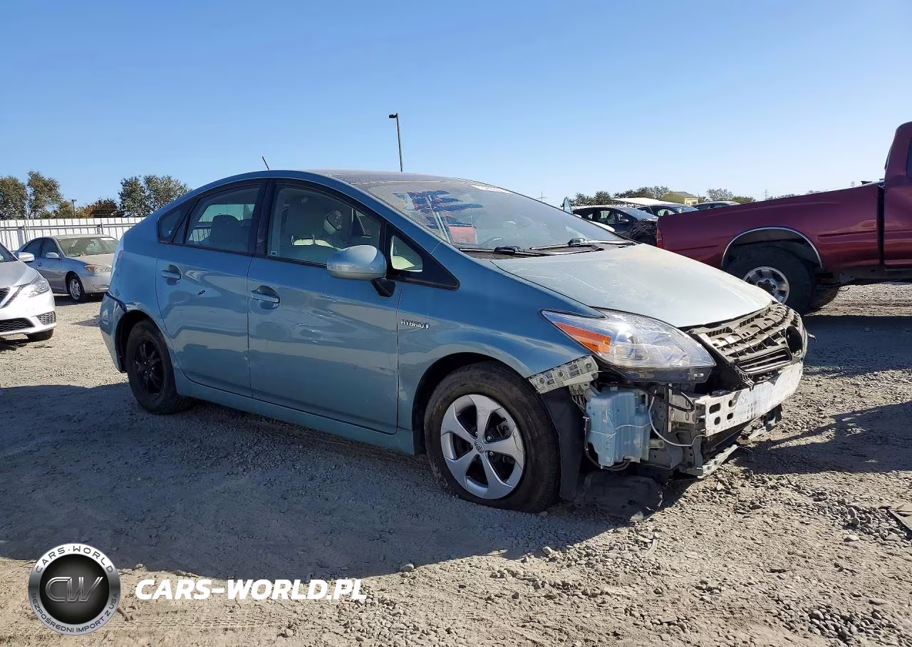 2015 Toyota Prius Four VIN:JTDKN3DU6F1963433 - 4