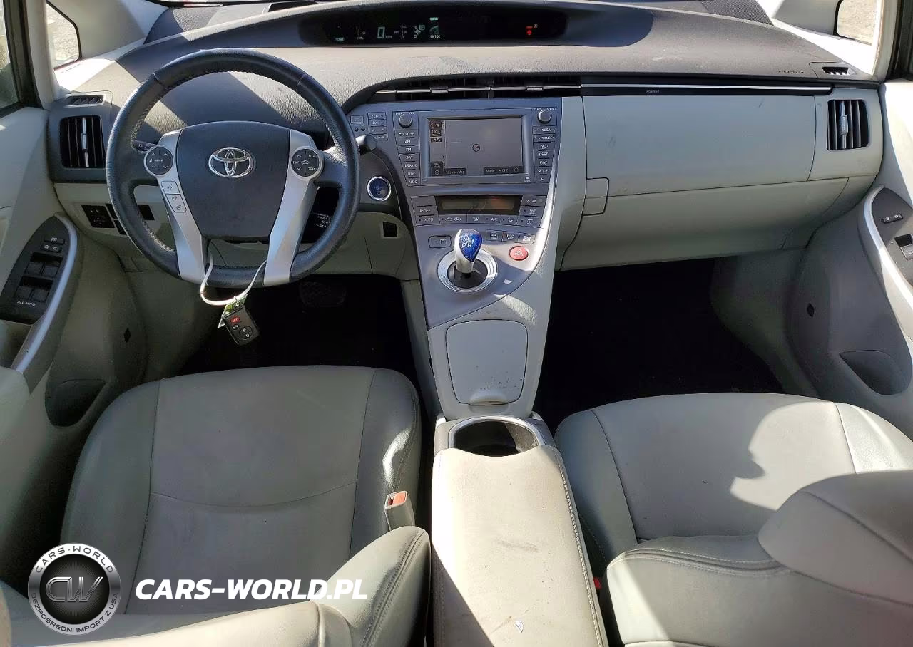 2015 Toyota Prius Four VIN:JTDKN3DU6F1963433 - 8