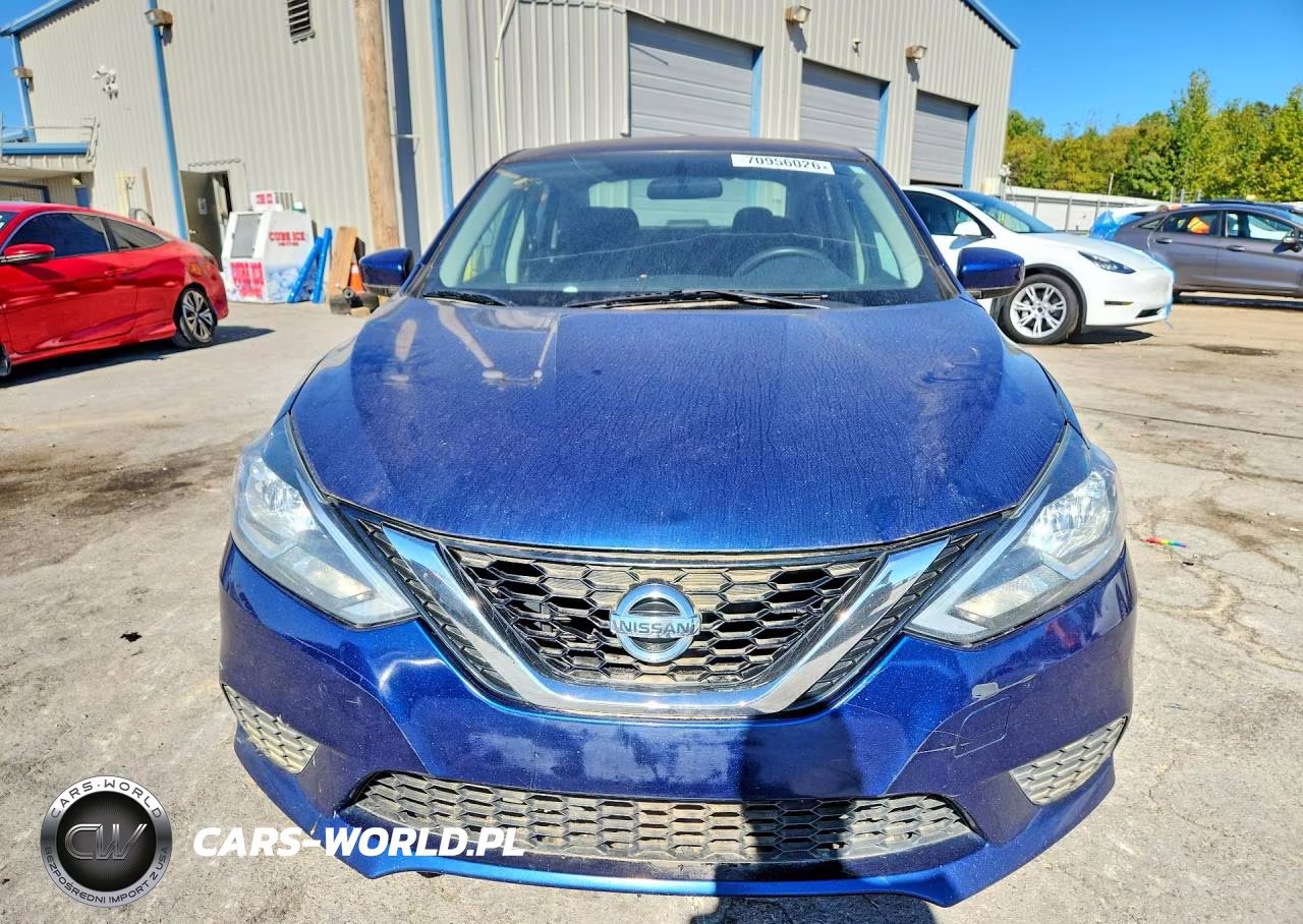 2017 Nissan Sentra S VIN:3N1AB7APXHY390239 - 5