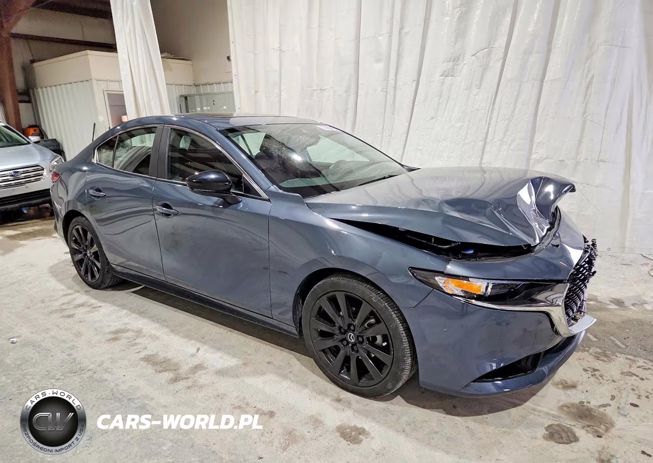 2023 Mazda 3 Preferred VIN:3MZBPACM5PM376724 - 4