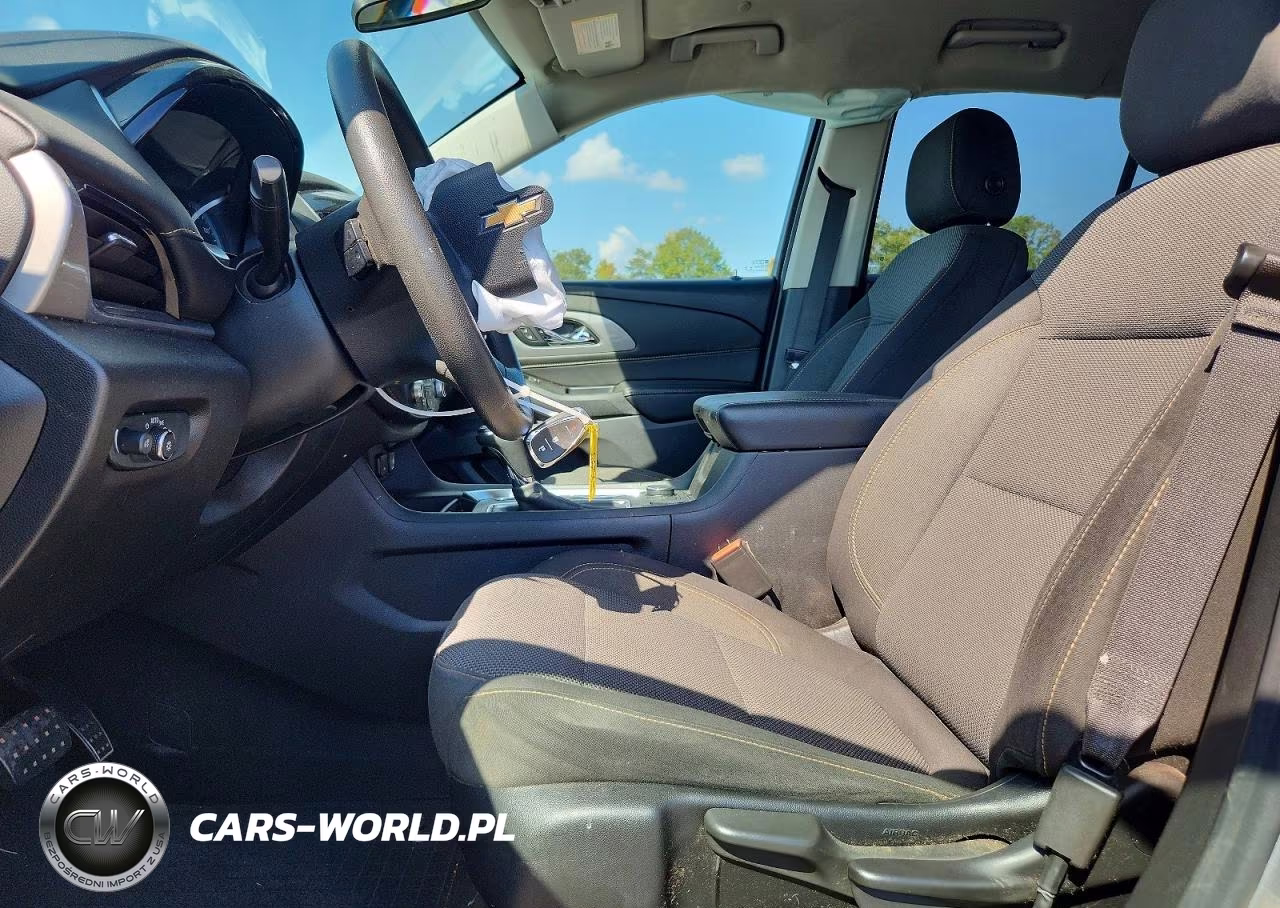 2019 Chevrolet Traverse Ls VIN:1GNERFKW6KJ256745 - 7