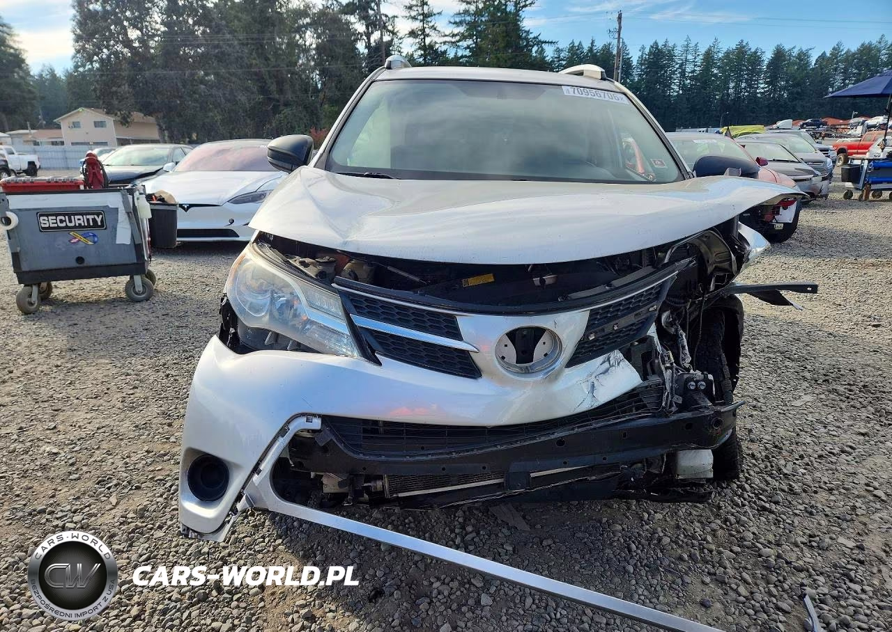 2014 Toyota Rav4 Le VIN:JTMZFREV7EJ012808 - 5