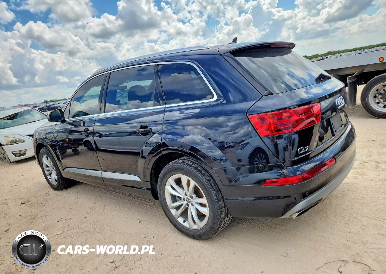 2017 Audi Q7 Premium Plus VIN:WA1LHAF74HD050981 - 2