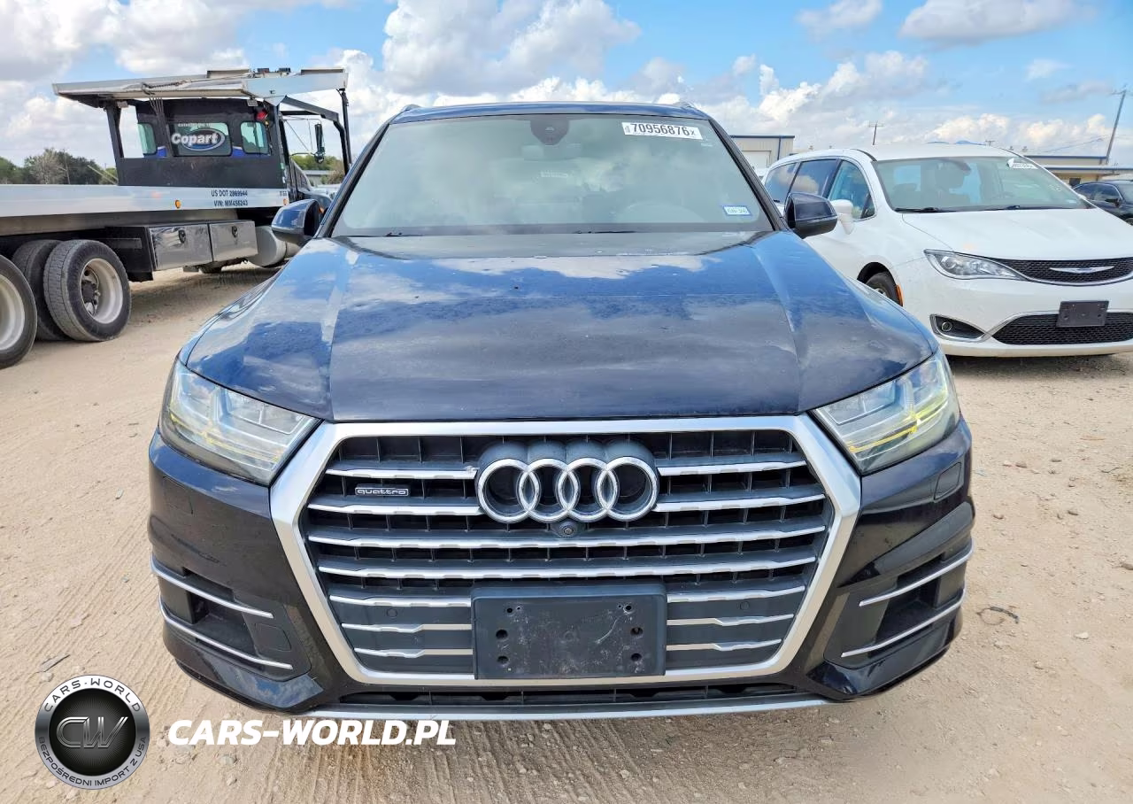 2017 Audi Q7 Premium Plus VIN:WA1LHAF74HD050981 - 5