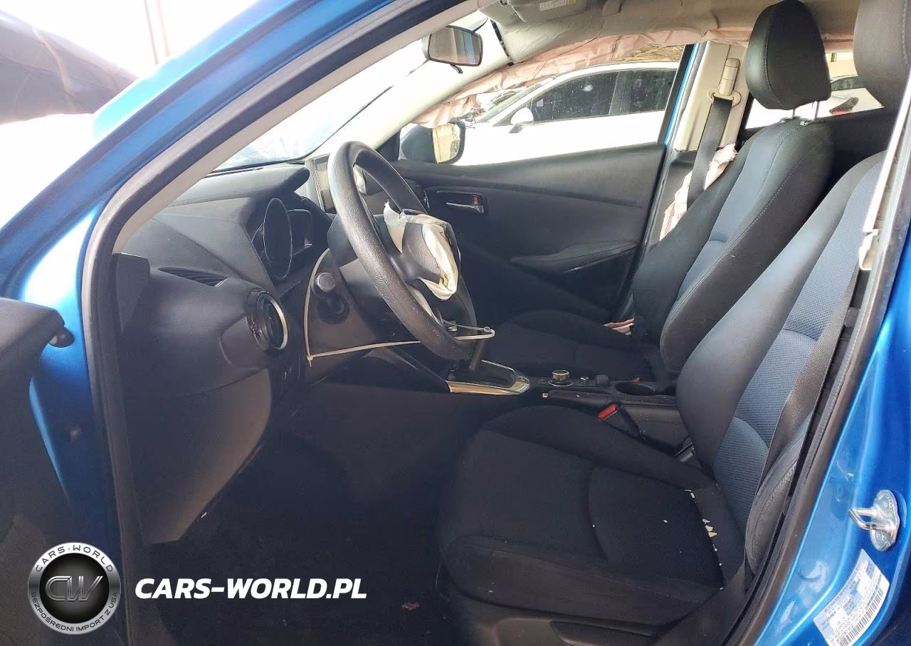 2016 Toyota Scion Ia VIN:3MYDLBZV8GY141497 - 7