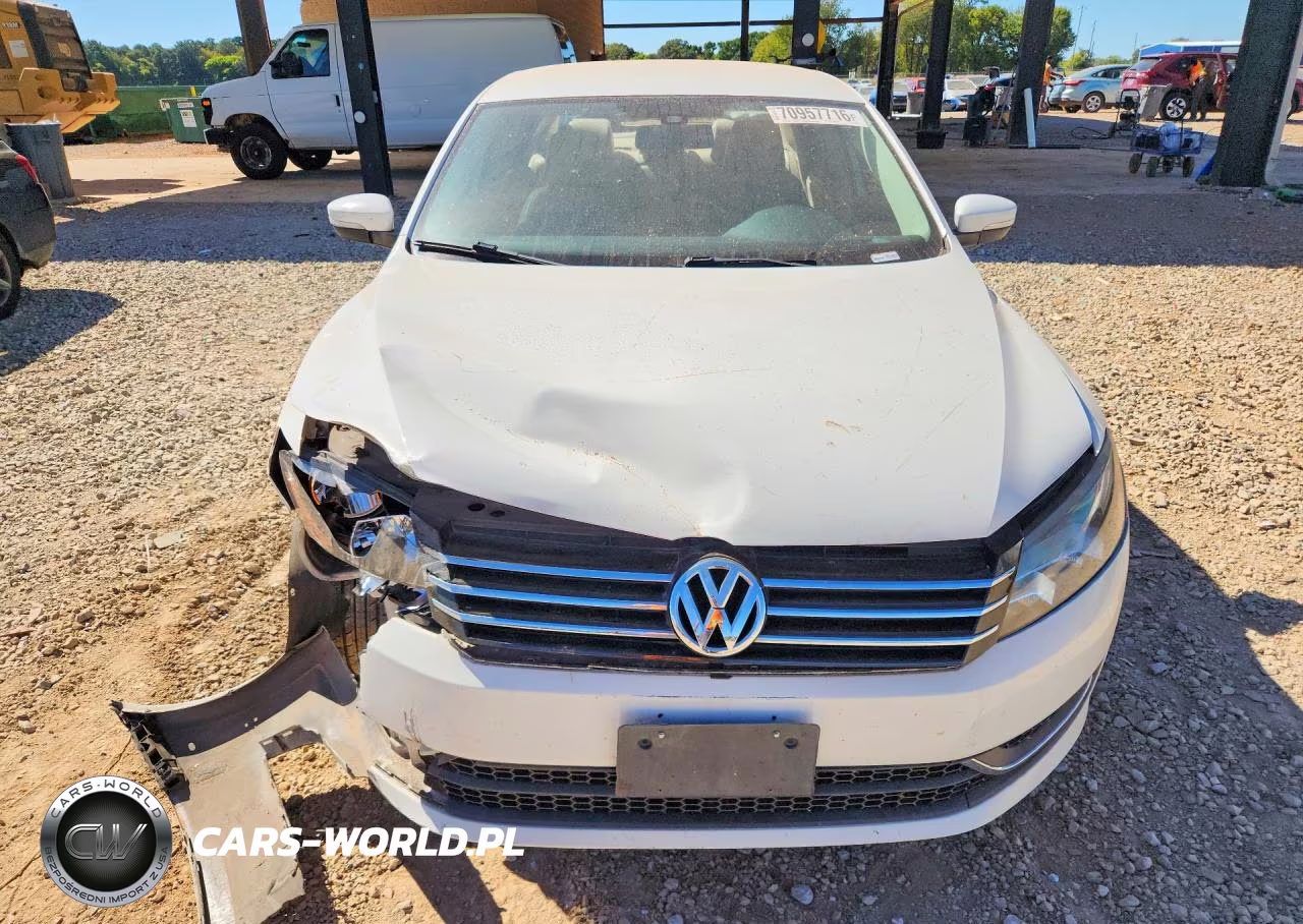 2015 Volkswagen Passat S VIN:1VWAT7A37FC061475 - 5