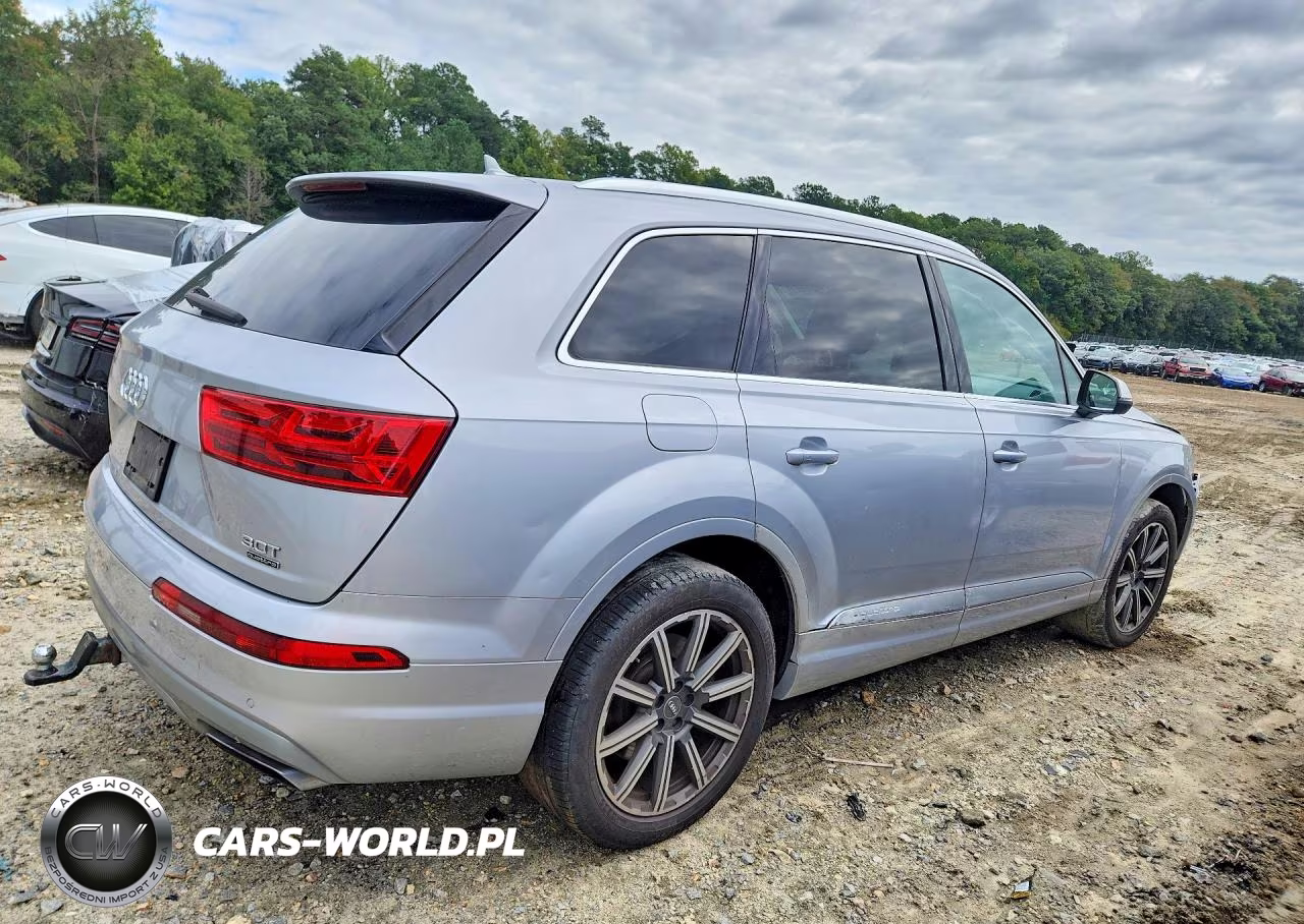 2017 Audi Q7 Prestige VIN:WA1VAAF74HD003513 - 3