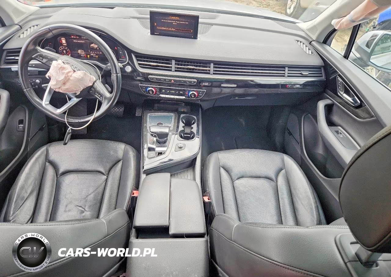 2017 Audi Q7 Prestige VIN:WA1VAAF74HD003513 - 8
