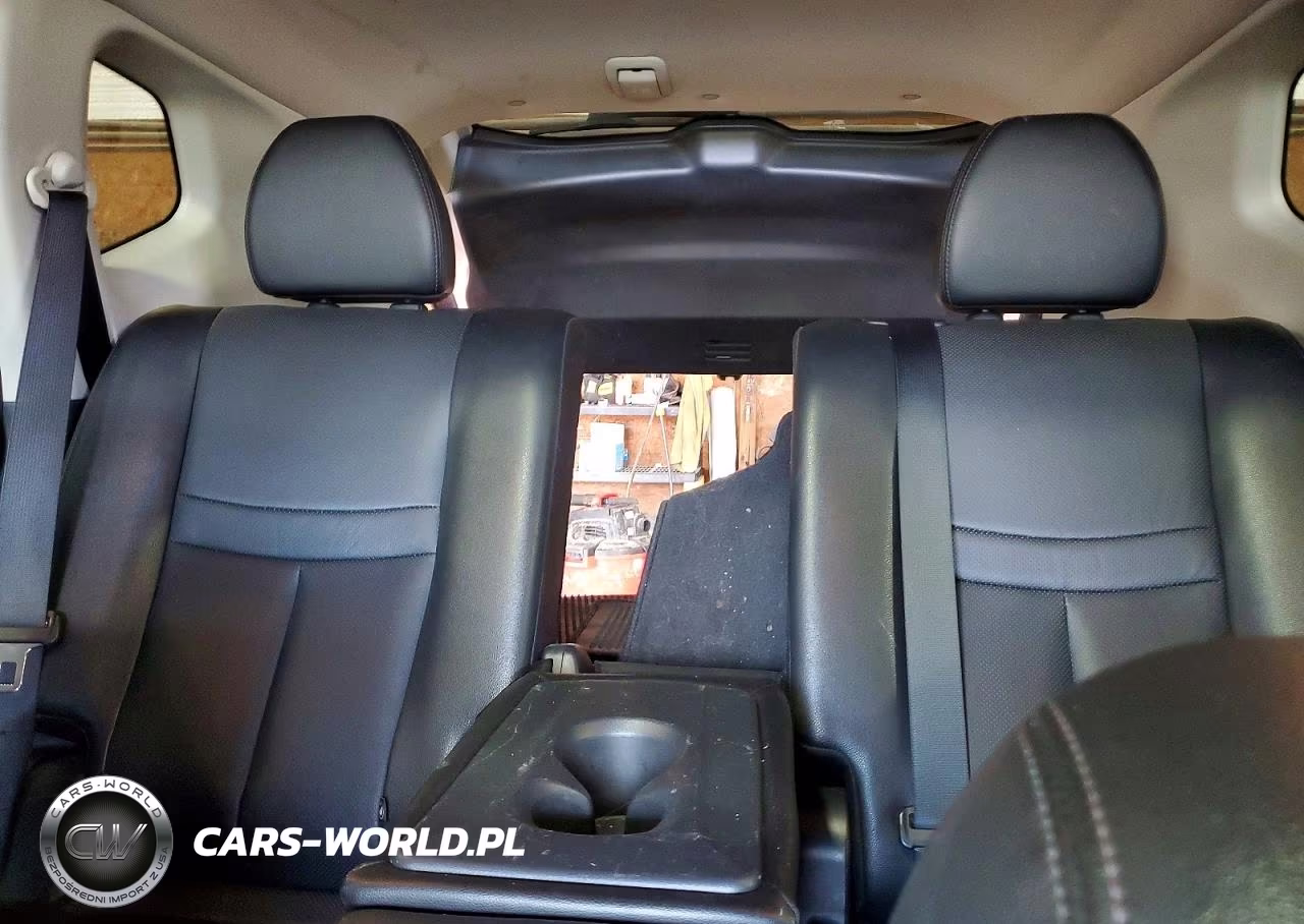 2015 Nissan Rogue Sl VIN:5N1AT2MV9FC889686 - 10