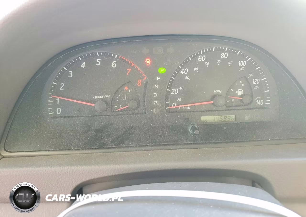 2002 Toyota Camry Le VIN:JTDBE32K020092420 - 9