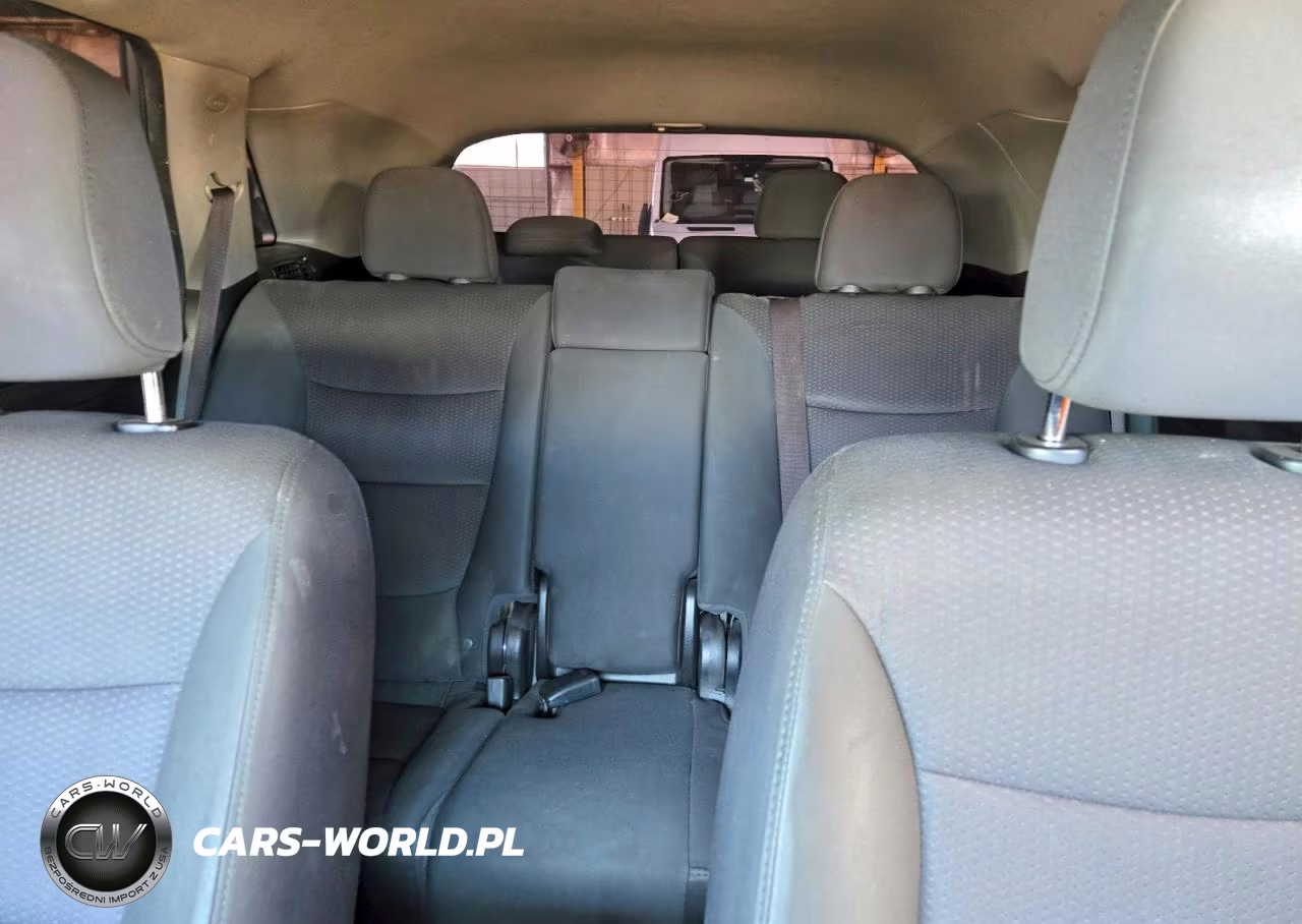 2011 Kia Sorento Lx VIN:5XYKTDA22BG177265 - 10