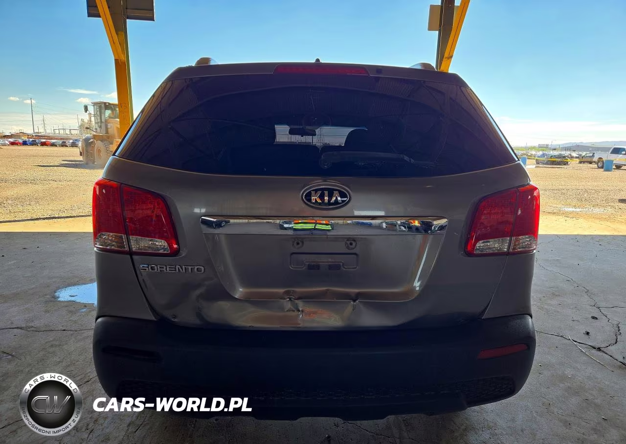 2011 Kia Sorento Lx VIN:5XYKTDA22BG177265 - 6