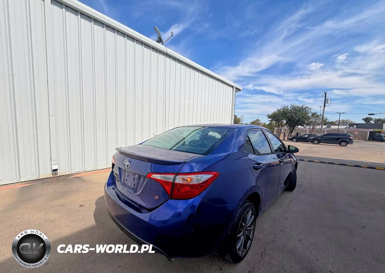 2016 Toyota Corolla S Plus VIN:5YFBURHE6GP423781 - 4