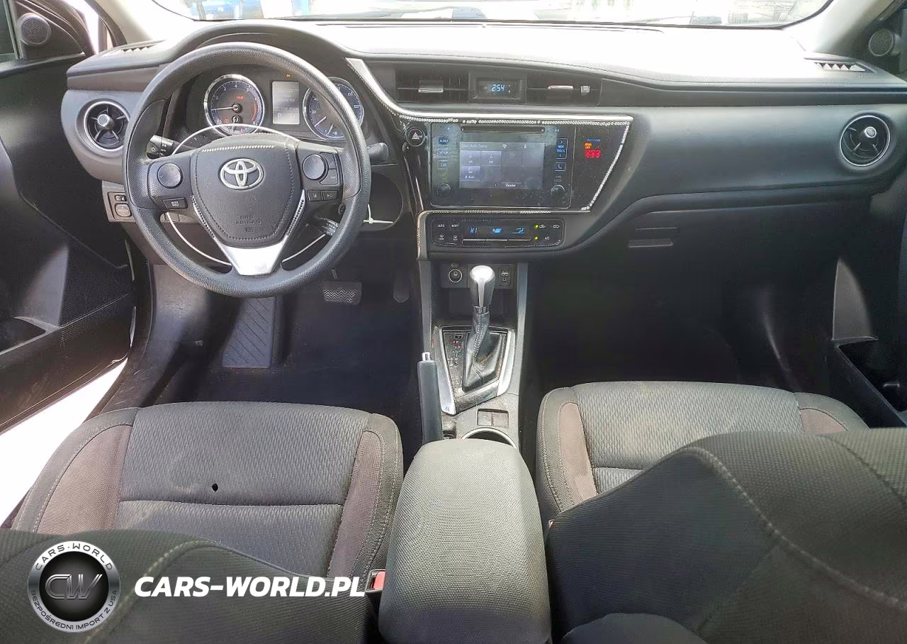 2019 Toyota Corolla Le VIN:5YFBURHE2KP890429 - 8