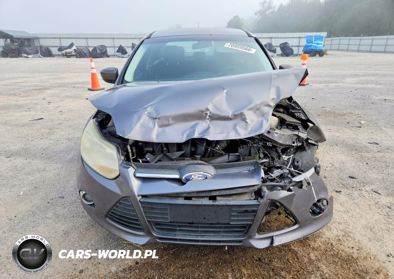 2012 Ford Focus Se VIN:1FAHP3F21CL161037 - 5