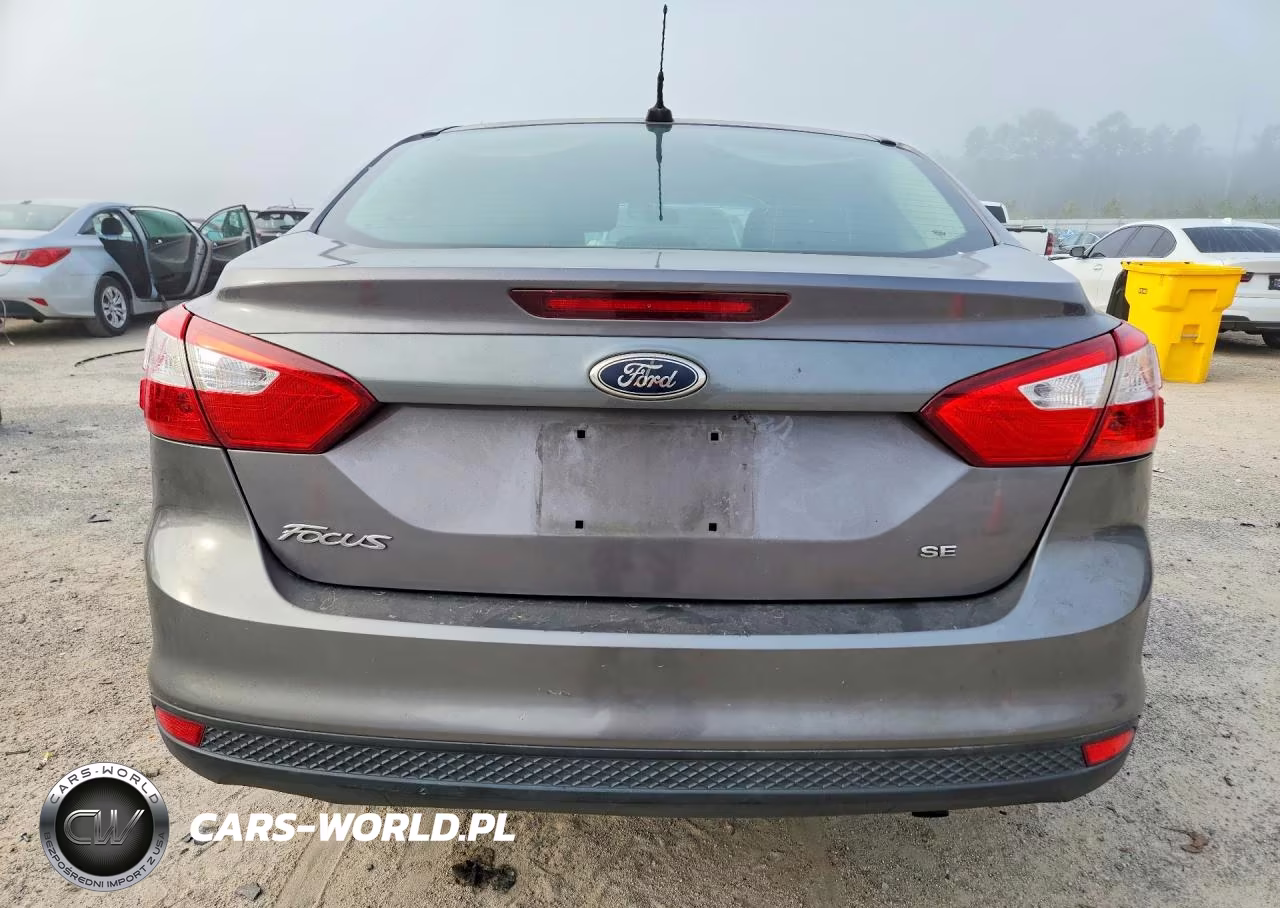2012 Ford Focus Se VIN:1FAHP3F21CL161037 - 6