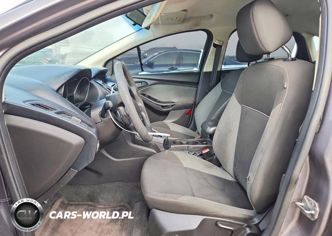 2012 Ford Focus Se VIN:1FAHP3F21CL161037 - 7