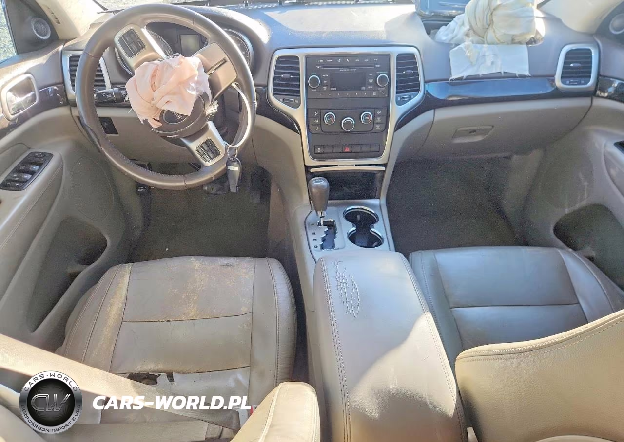 2013 Jeep Grand Cherokee Laredo VIN:1C4RJEAGXDC632201 - 8