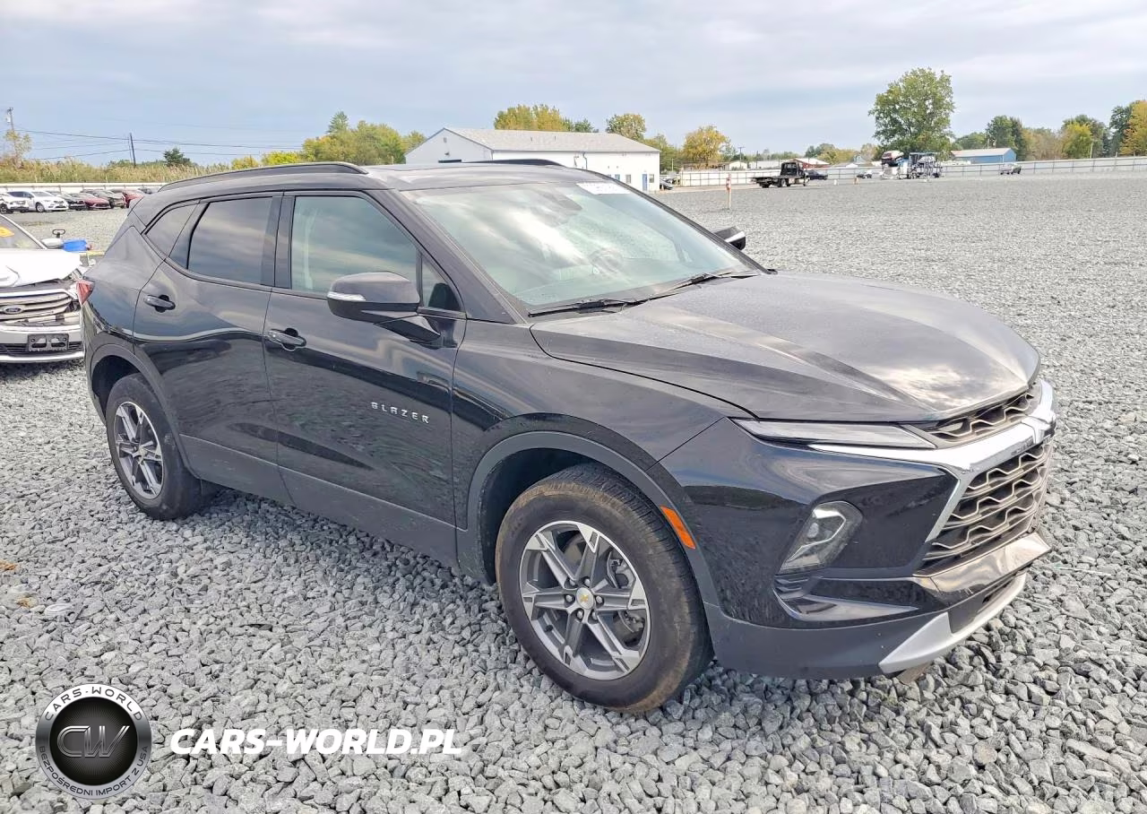 2023 Chevrolet Blazer 3Lt VIN:3GNKBDRS7PS147831 - 4