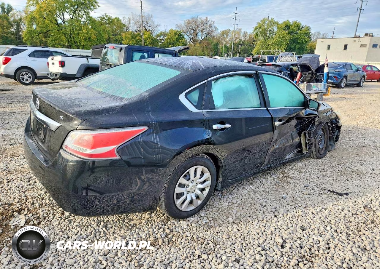 2015 Nissan Altima 2.5 S VIN:1N4AL3AP0FN339903 - 3