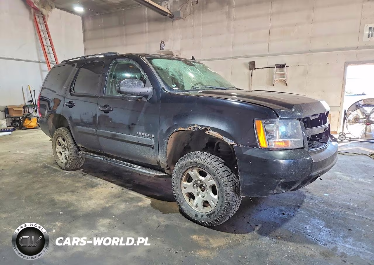 2008 Chevrolet Tahoe K1500 VIN:1GNFK13038J146203 - 4